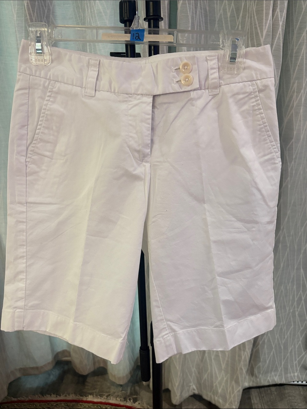 Vineyard Vines White Women's Bermuda Shorts